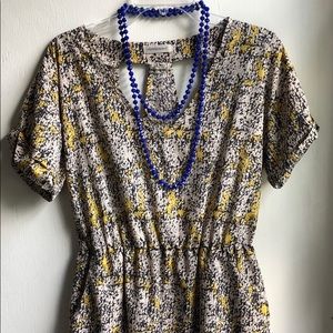 Amazing dress with pockets.